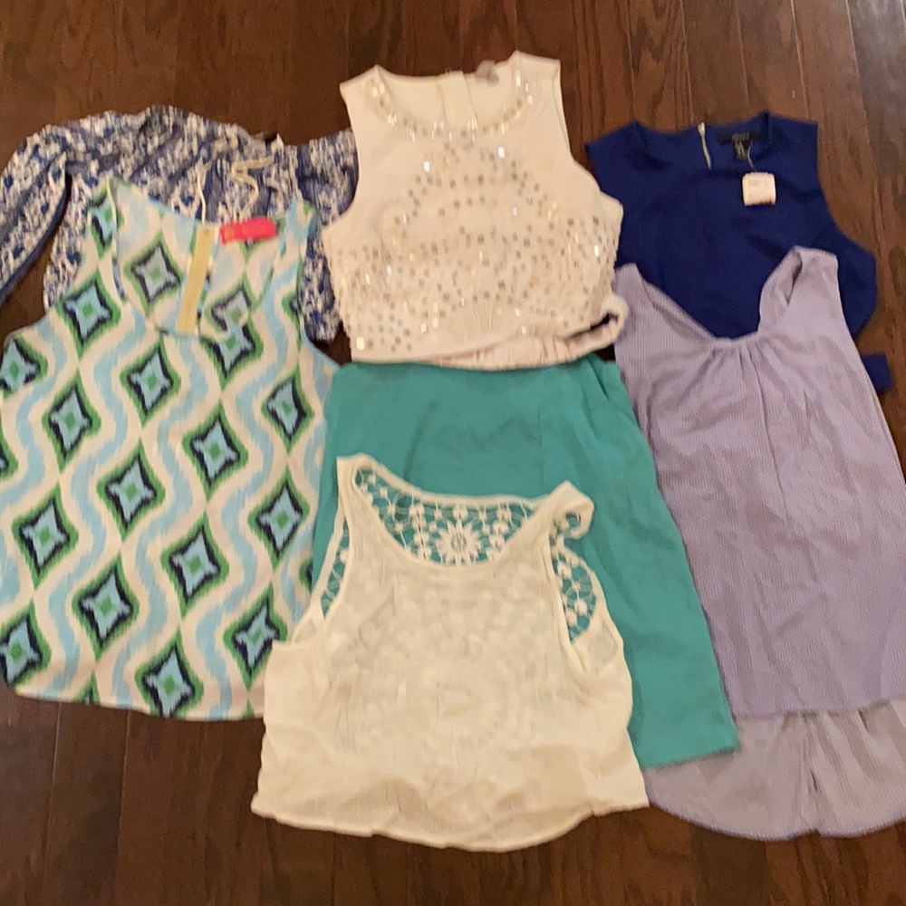 Bundle of 7 blue vacation vibes tops